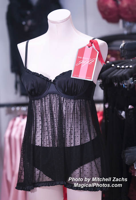 VictoriaSecret-8819.JPG