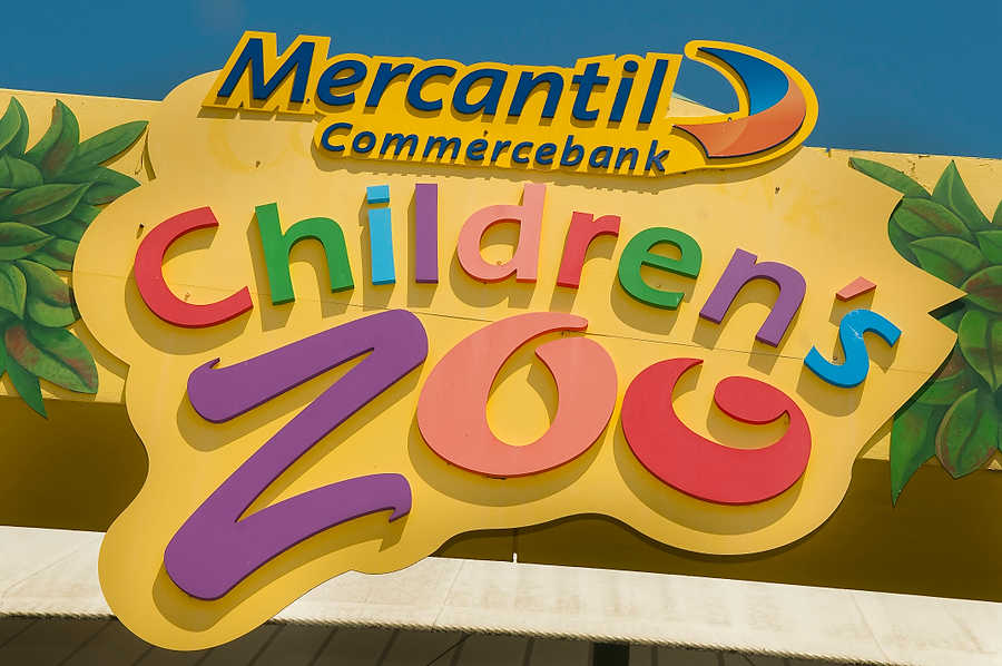 136-Zoolens.JPG