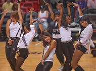 389-ZSG09-2736  Miami Heat Dancers