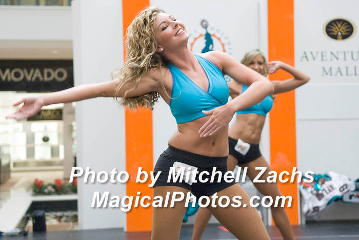 Cheer08-0216.JPG