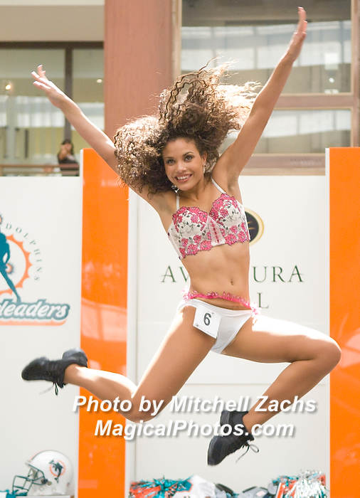 Cheer08-0307.JPG