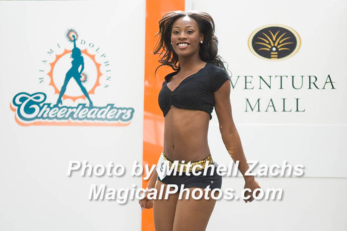 Cheer08-0322.JPG