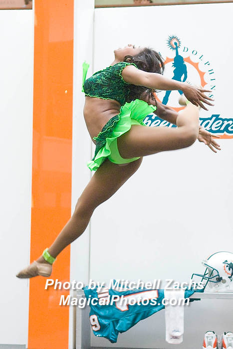 Cheer08-0802.JPG