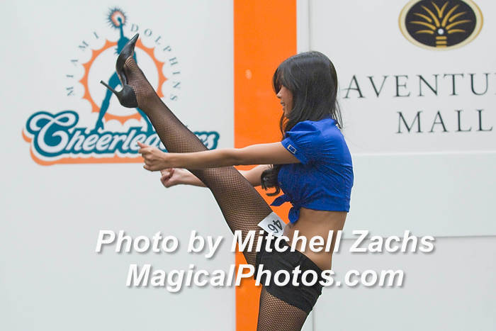 Cheer08-0900.JPG