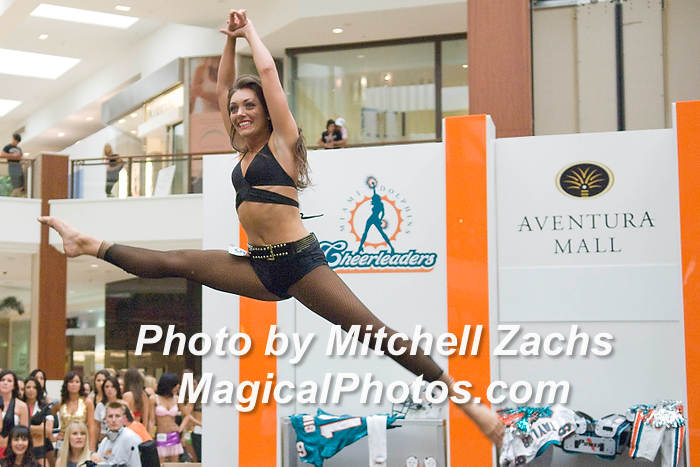 Cheer08-1096.JPG