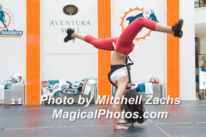 Cheer08-1167.JPG