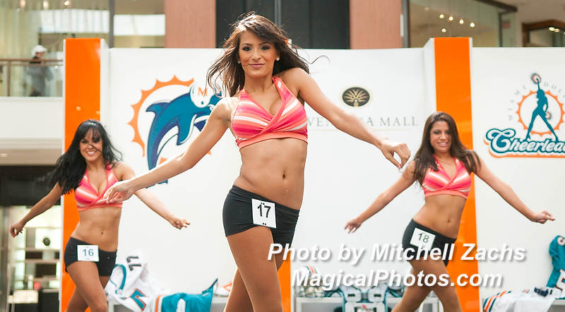 Cheer09-5468.jpg