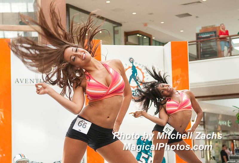 Cheer09-5978.jpg