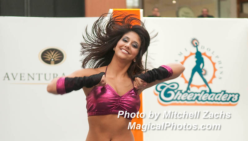 Cheer09-6941.jpg