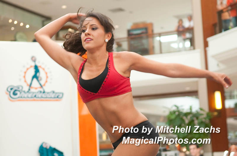 Cheer09-6975.jpg