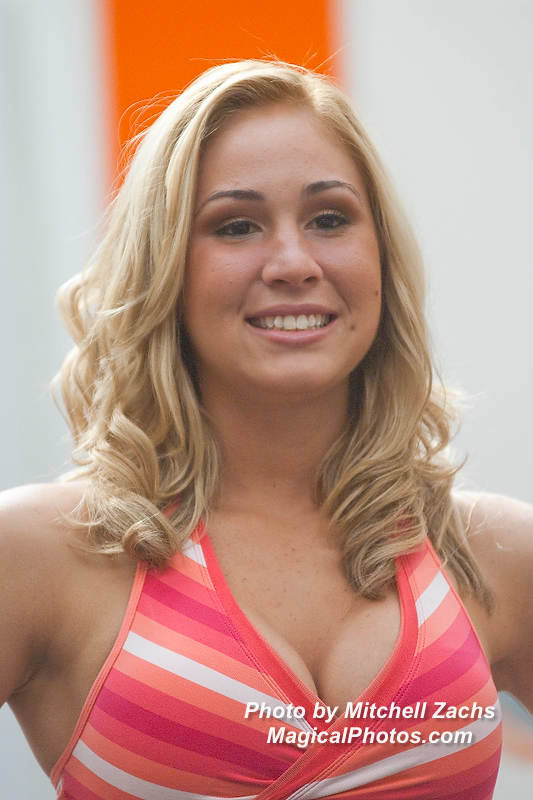 Cheer09-5556.JPG