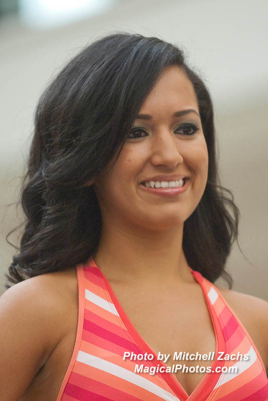 Cheer09-6011.JPG