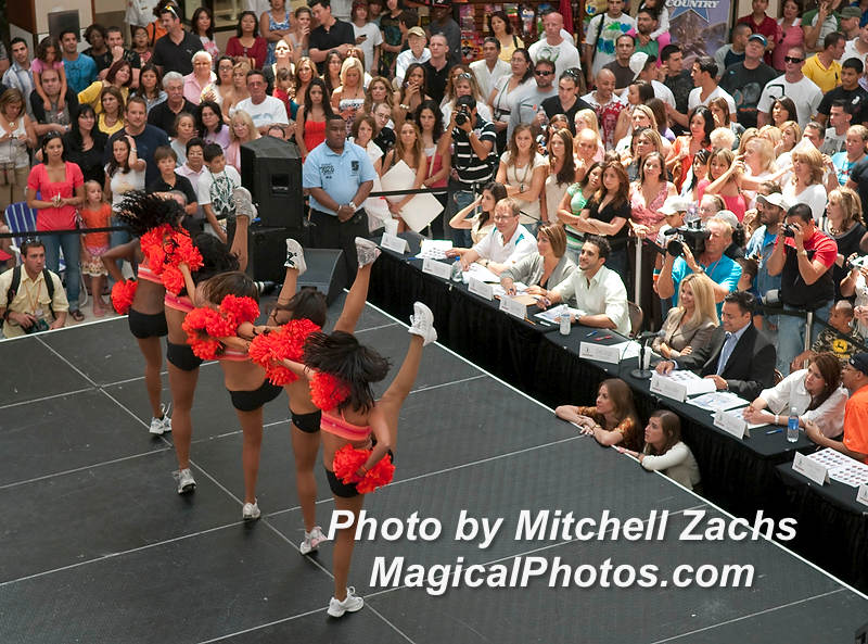 Cheer09-8366.jpg