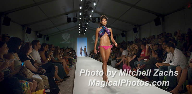 EdHardySwimwear-7240.JPG