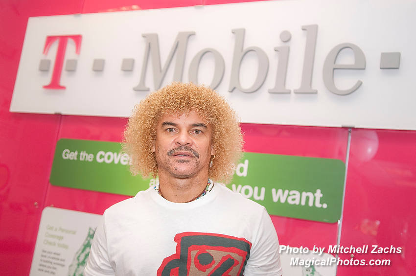 07-TMobileElPibe.JPG