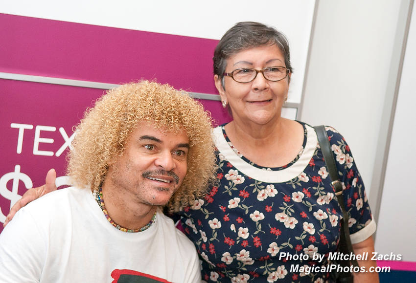 33-TMobileElPibe.JPG