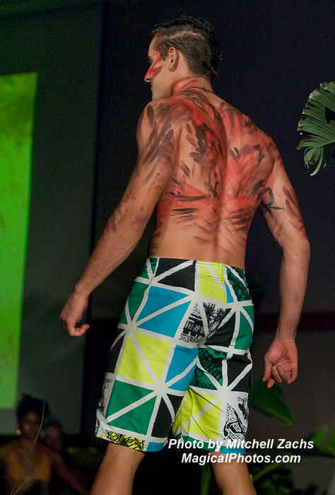 047-FIU2009Fashion-3385.JPG