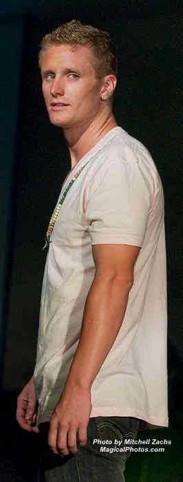 104-FIU2009Fashion-3631.JPG