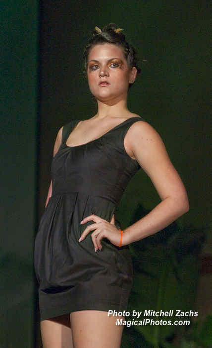 126-FIU2009Fashion-3739.JPG