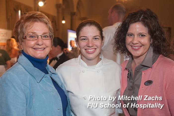 FIU-0422-WF103971.JPG