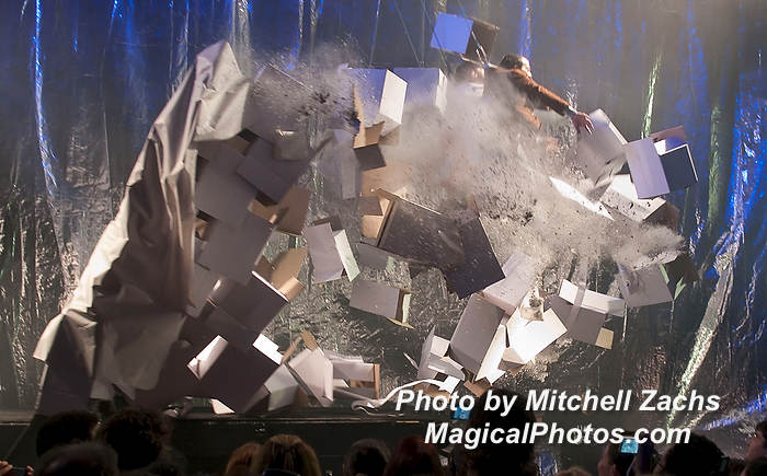 353-FuerzaBrutaOpeningNight.JPG