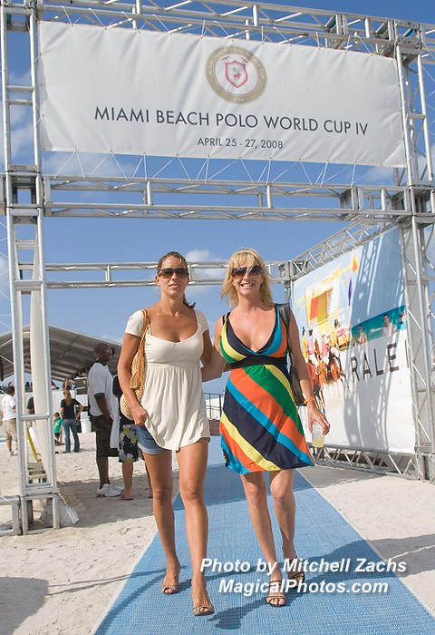 Polo08-2892.JPG