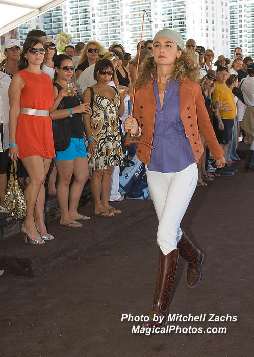 Polo08-4147.JPG