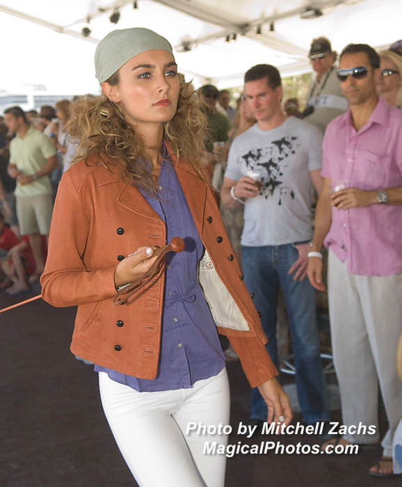 Polo08-4155.JPG