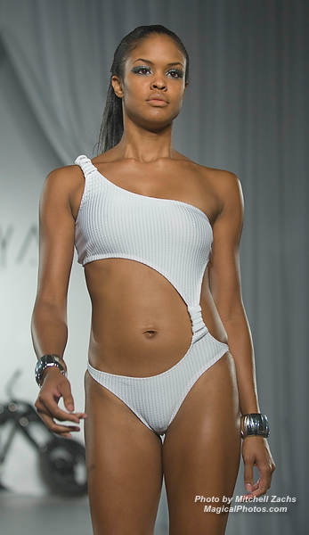 Funkshion-6705.jpg